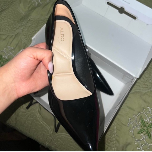 Aldo Black Patent Heels - Picture 4 of 7
